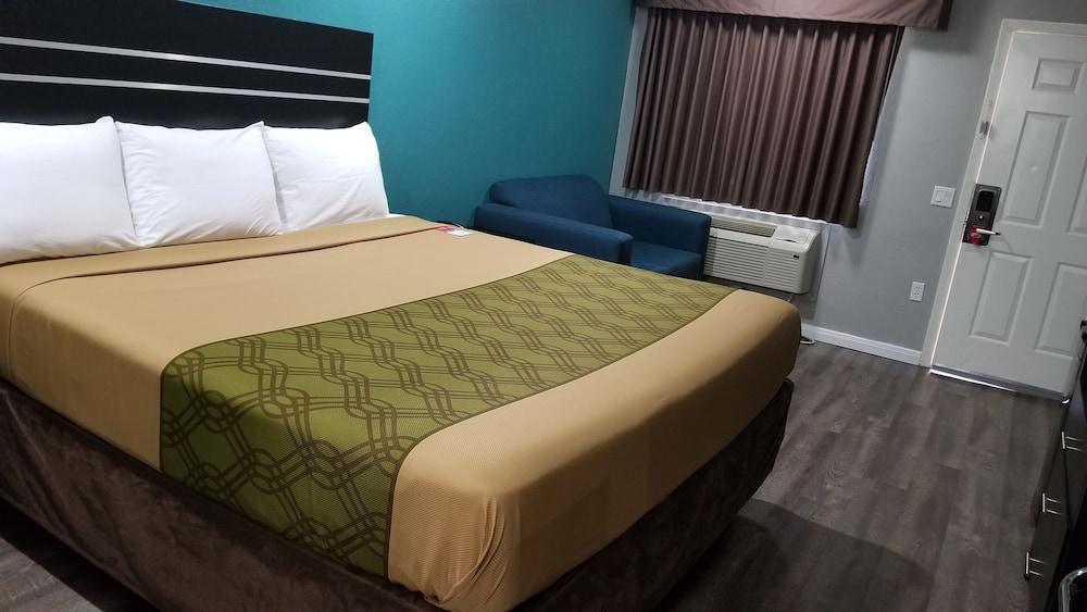 Econo Lodge Houston Brookhollow Extérieur photo