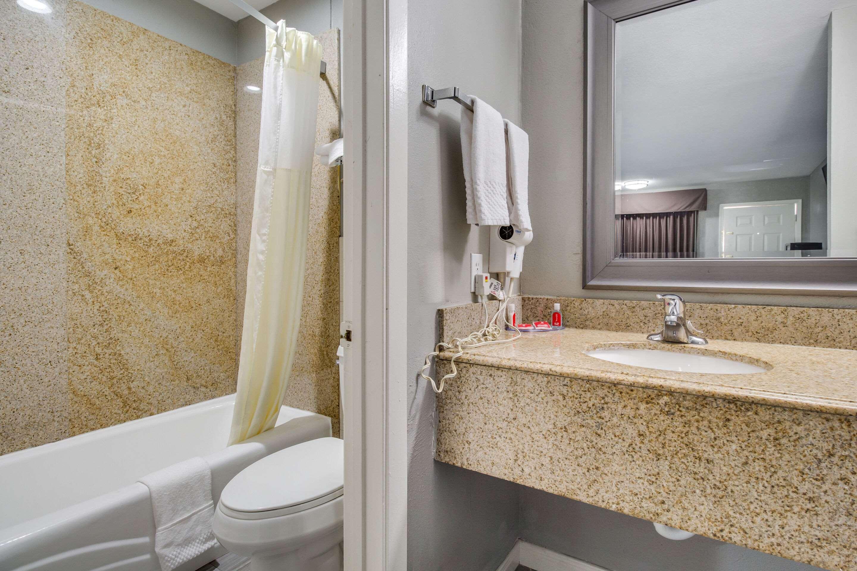 Econo Lodge Houston Brookhollow Extérieur photo