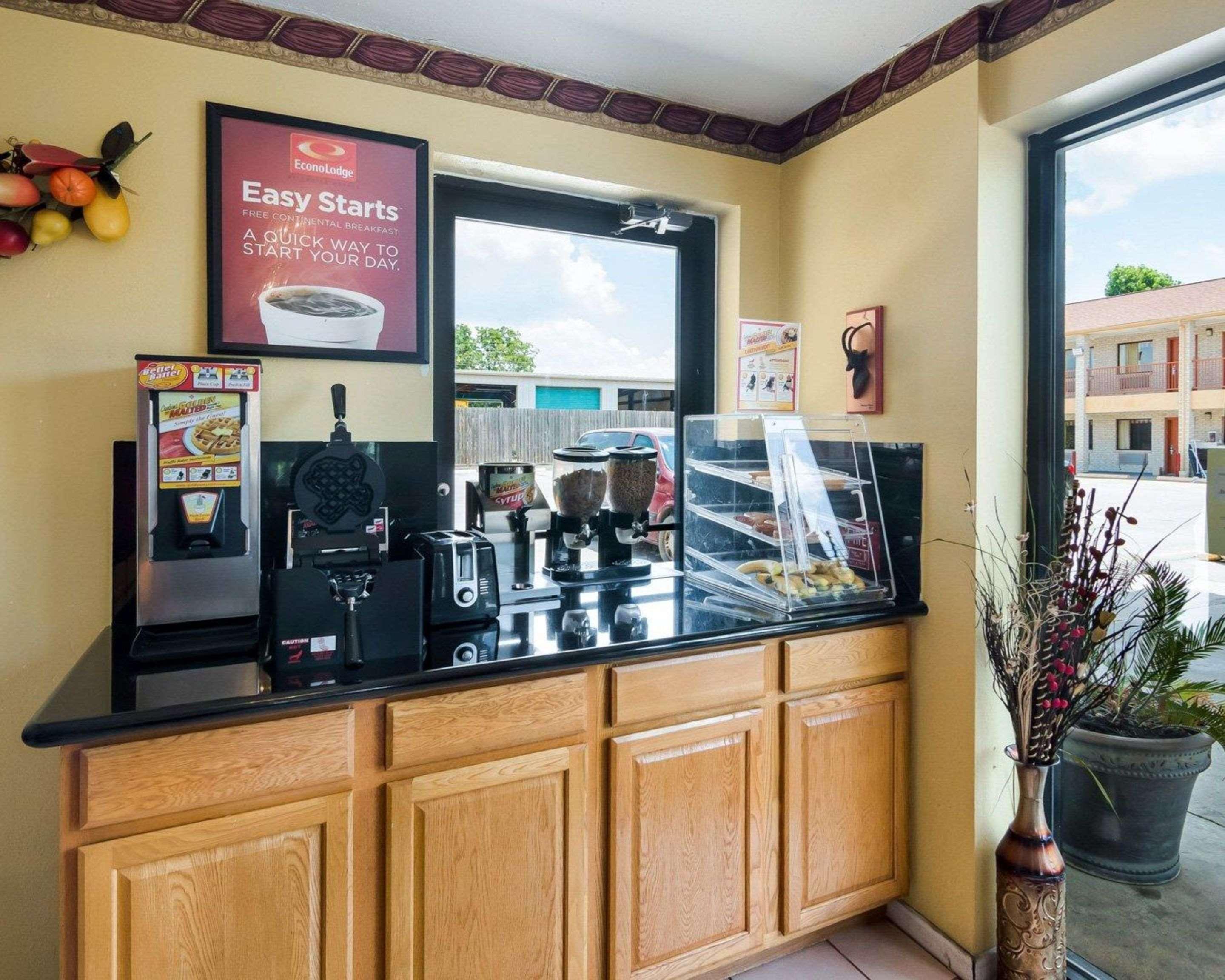 Econo Lodge Houston Brookhollow Extérieur photo