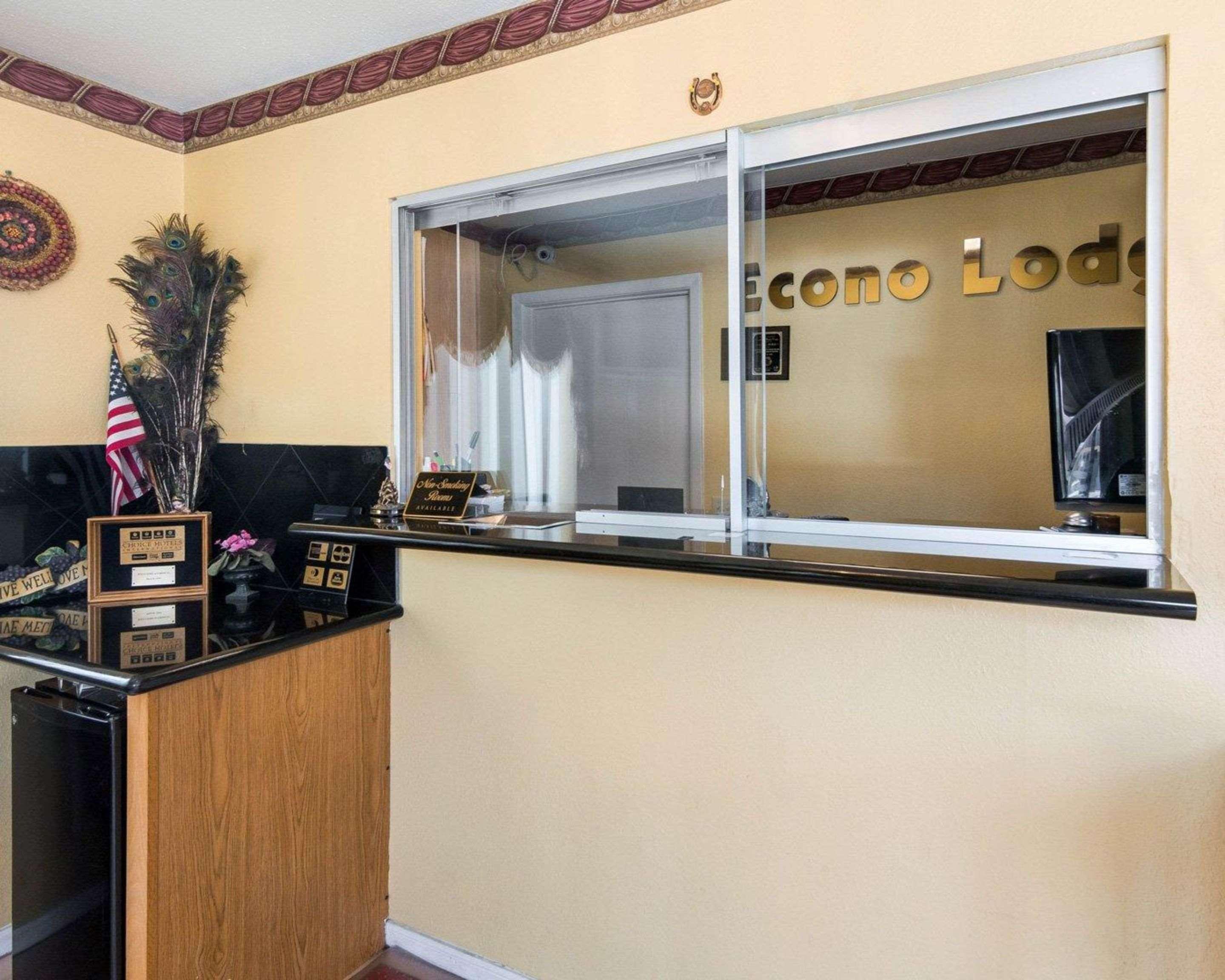 Econo Lodge Houston Brookhollow Extérieur photo