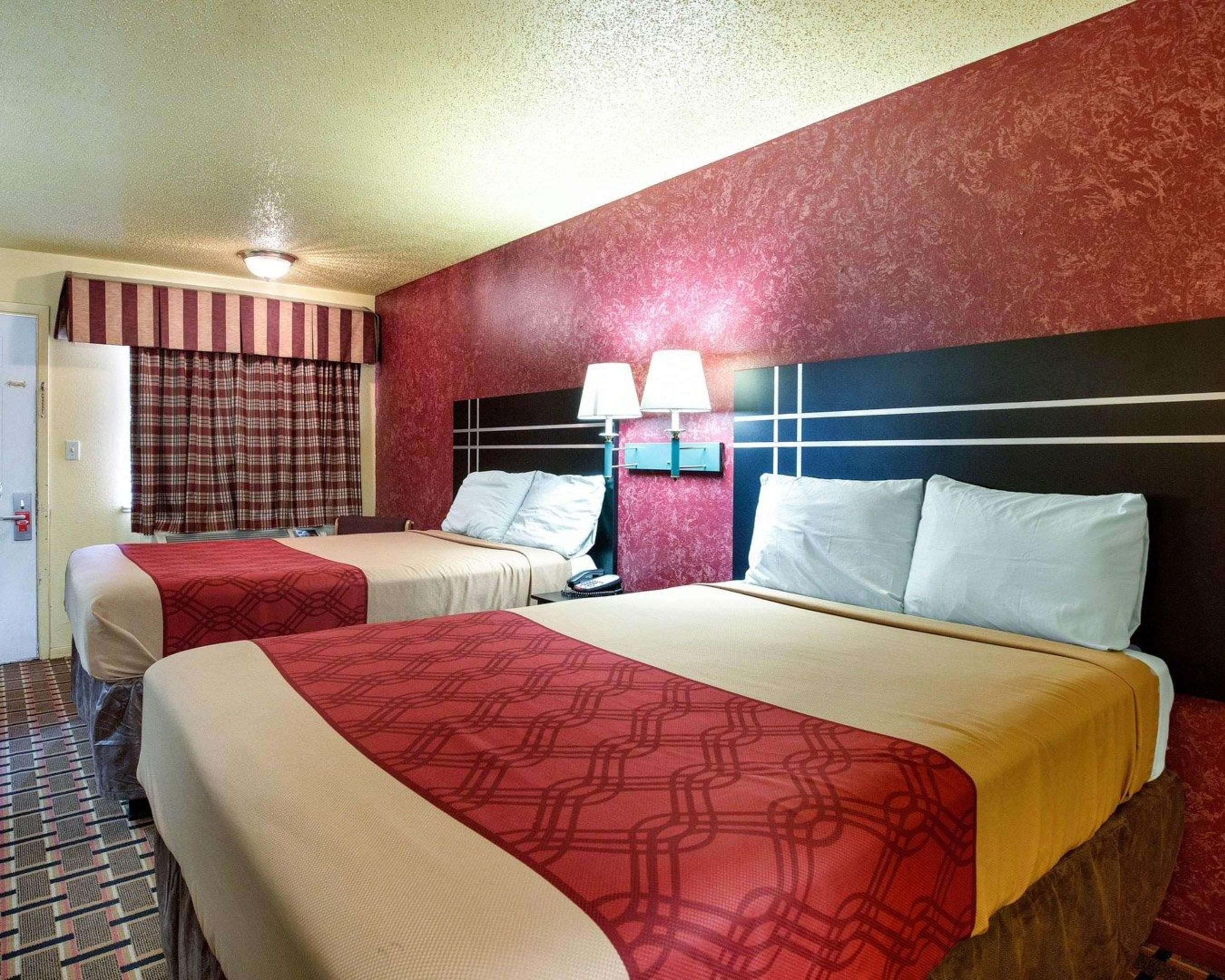 Econo Lodge Houston Brookhollow Extérieur photo