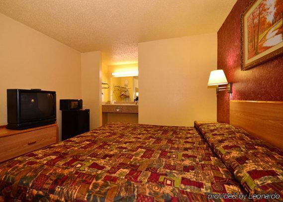 Econo Lodge Houston Brookhollow Chambre photo